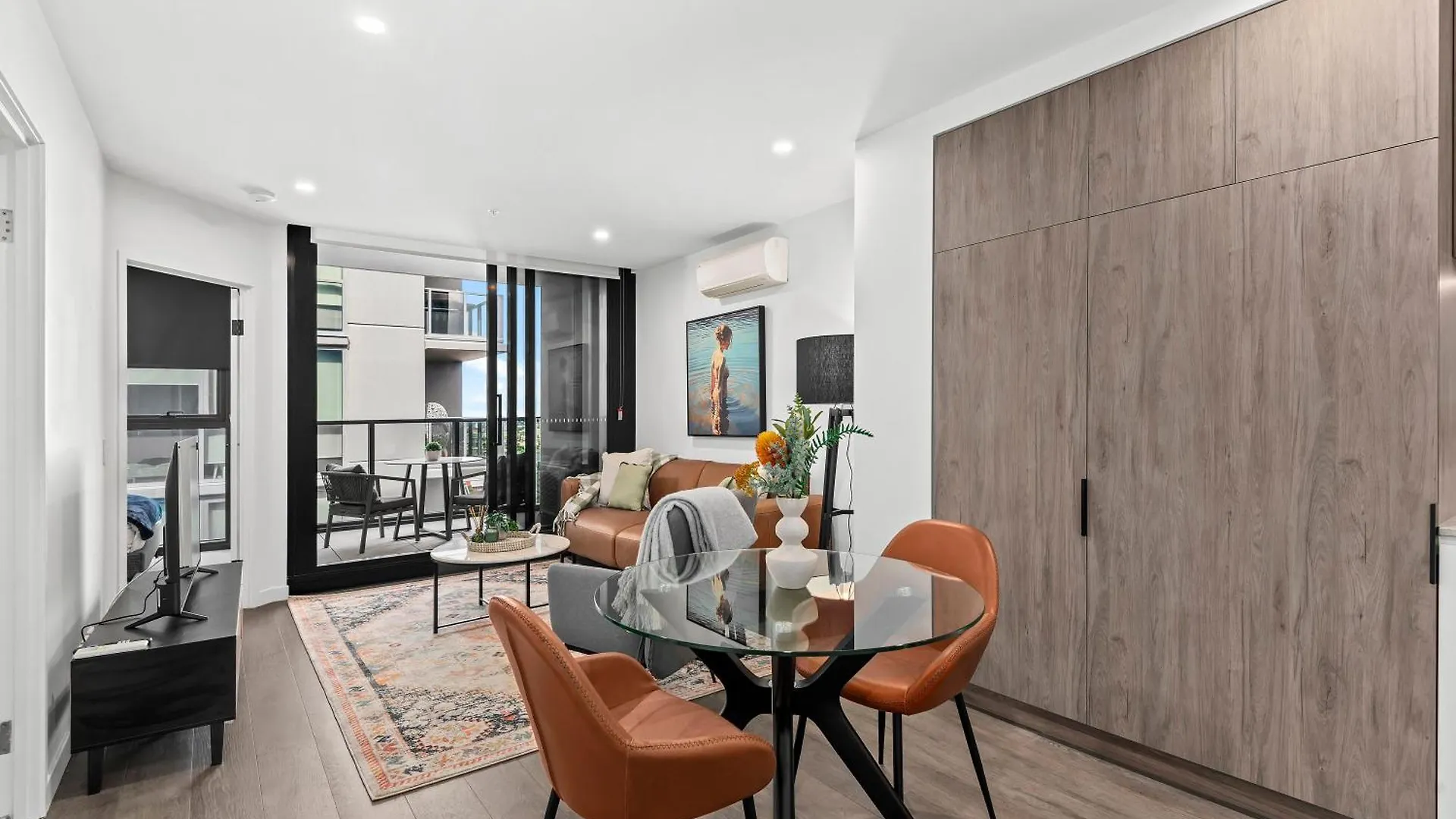 Stylish Valley Pad With City Views, Rooftop And Wi-Fi Brisbane