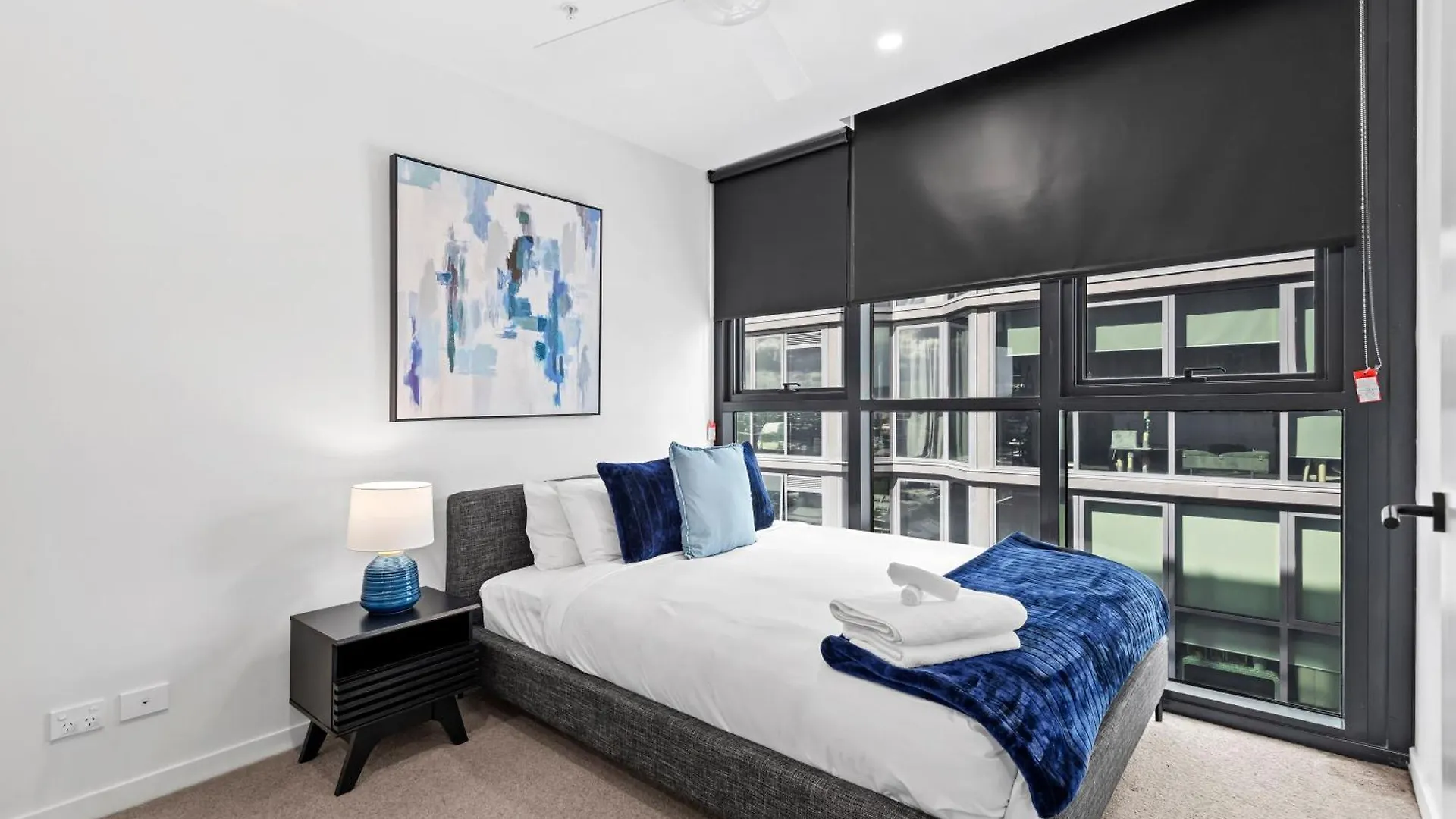 Stylish Valley Pad With City Views, Rooftop And Wi-Fi Brisbane