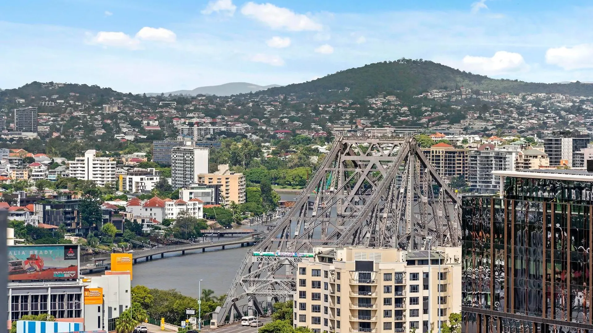 Stylish Valley Pad With City Views, Rooftop And Wi-Fi Brisbane Appartement